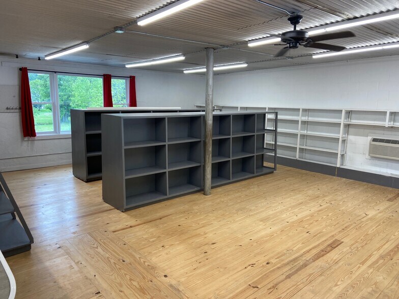 More Photos Of 3971 Wolf Pen Gap Rd, Suches Convenience Store For Lease