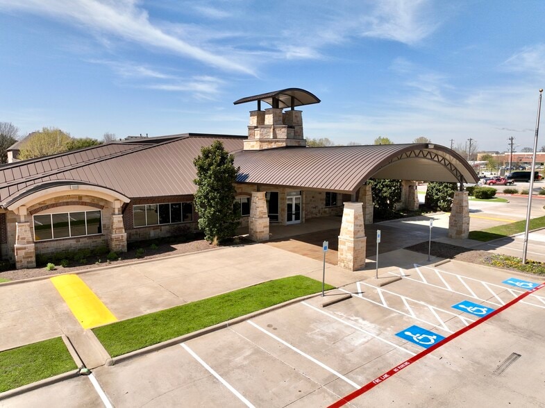Primary Photo Of 11605 Custer Rd, Frisco Medical For Lease