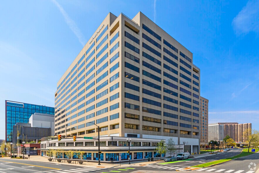 Primary Photo Of 1550 Crystal Dr, Arlington Office For Lease