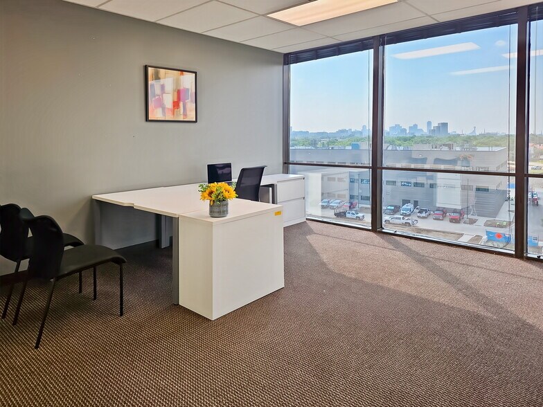 More Photos Of 1341 W Mockingbird Ln, Dallas Coworking Space