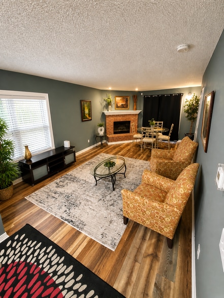 More Photos Of 4060 Crabtree Ct, Indianapolis Apartments For Sale