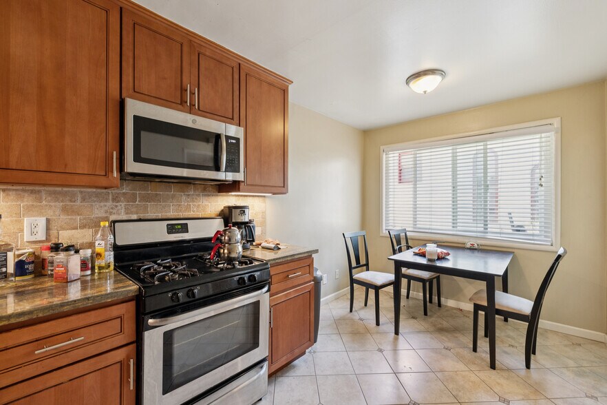 More Photos Of 1140 El Camino Real, Burlingame Apartments For Sale