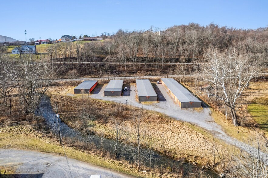 More Photos Of 129 Goldwing dr, North Tazewell Industrial For Sale