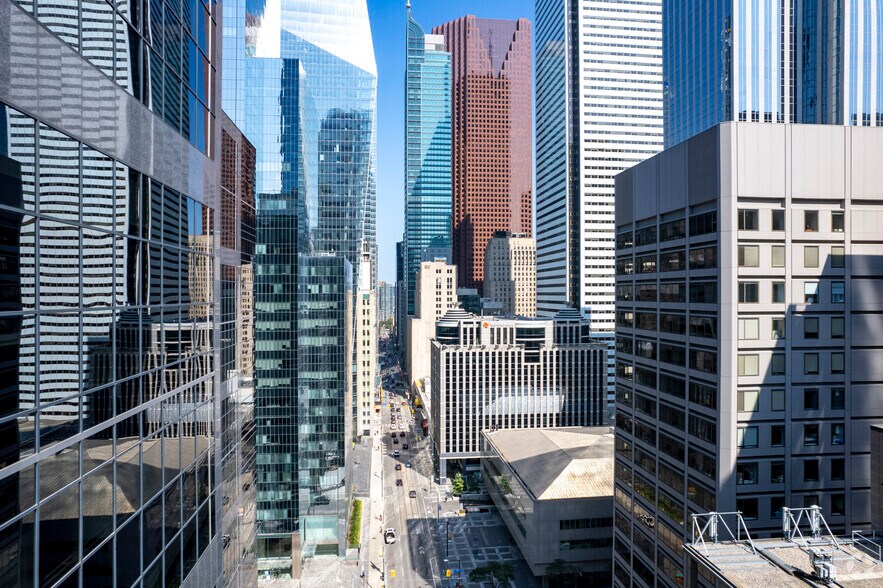 More Photos Of 105 Adelaide St W, Toronto Office For Lease