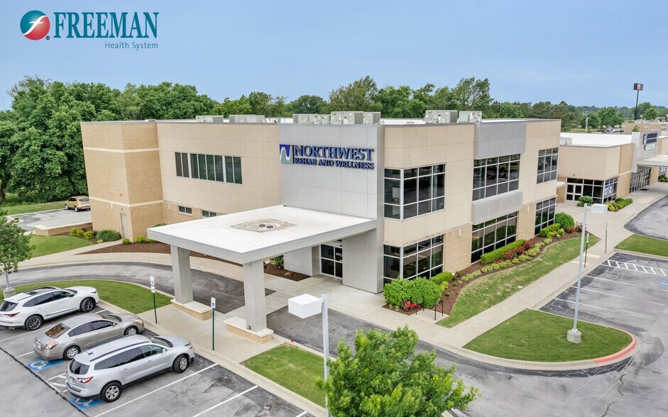 Primary Photo Of 4077 Elm Springs Rd, Springdale Medical For Sale