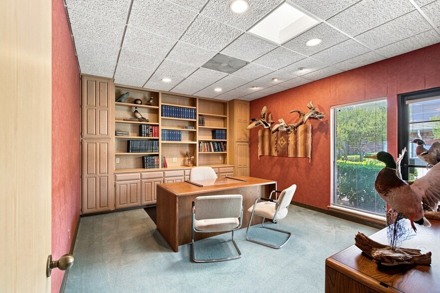 More Photos Of 901 Medical Centre Dr, Arlington Healthcare For Sale