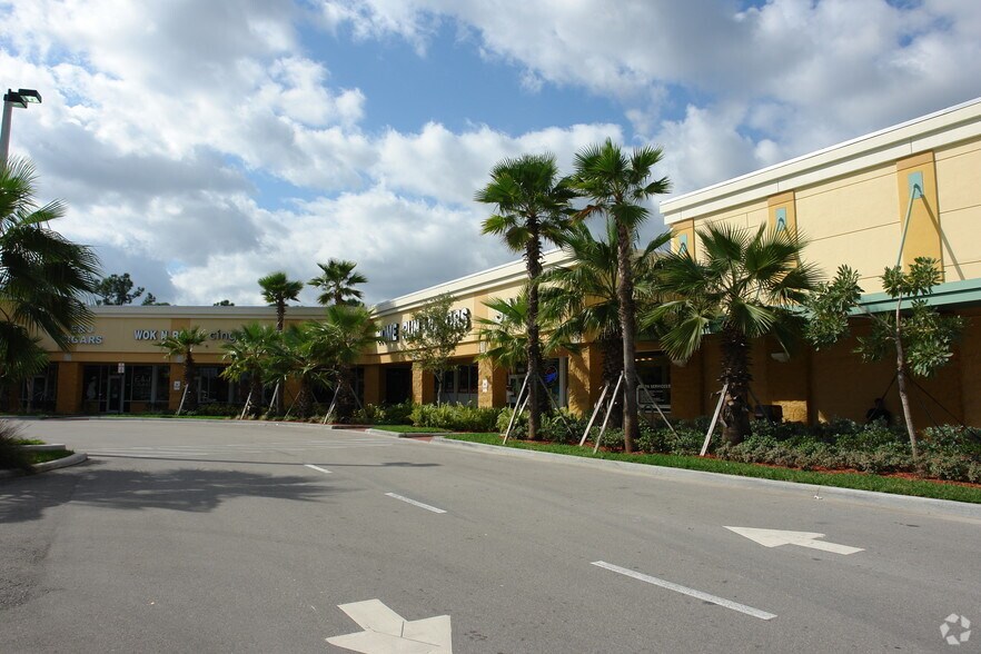 More Photos Of 6514-6590 S Kanner Hwy, Stuart General Retail For Lease