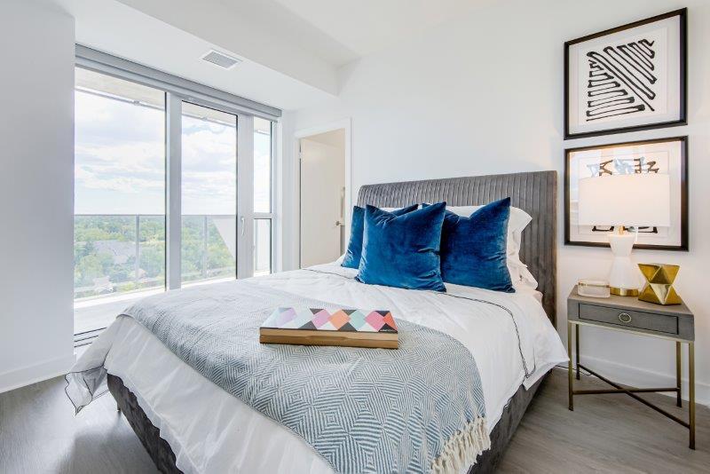 More Photos Of 45 Railroad St, Brampton Apartments For Lease