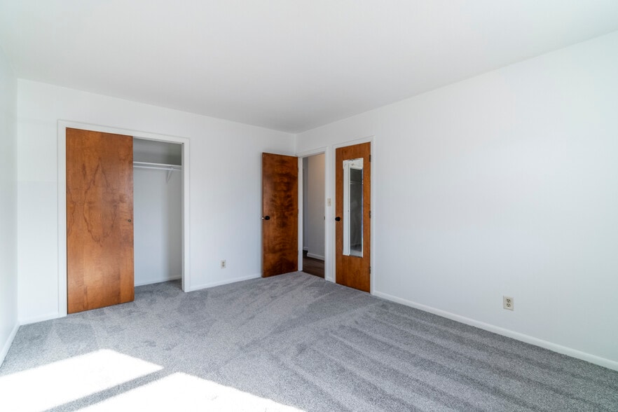 More Photos Of 19022 4th St, New Paris Apartments For Sale