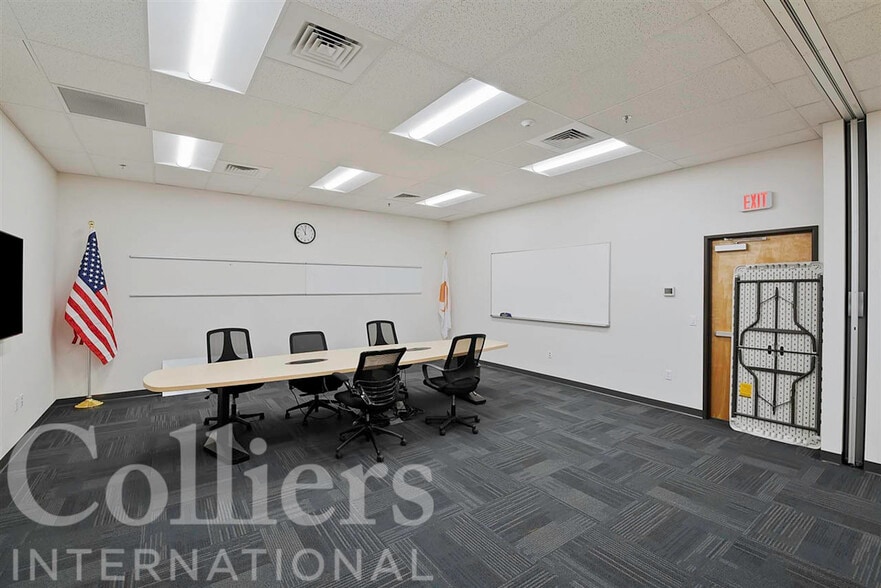 More Photos Of 651 E Gowen Rd, Boise Warehouse For Lease