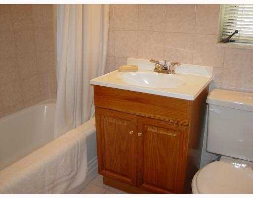 More Photos Of 3308 SE 3rd St, Pompano Beach Specialty For Sale