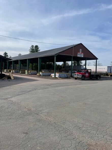 More Photos Of 419 State Route 17B, Monticello Freestanding For Sale