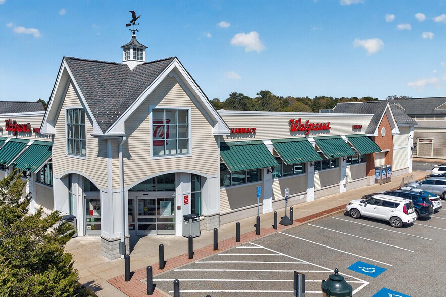 More Photos Of 650 Falmouth Rd, Mashpee Unknown For Lease