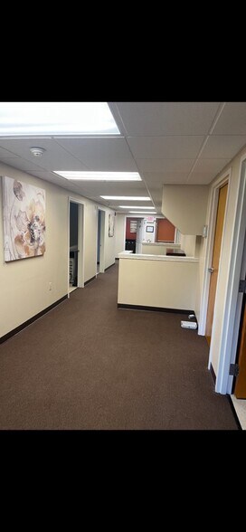 More Photos Of 412 Ewan Rd, Mullica Hill Medical For Lease