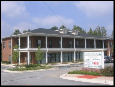 More Photos Of 1075 Cooper Rd, Grayson Medical For Lease