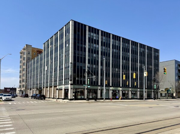 More Photos Of 10 Peterboro St, Detroit Apartments For Sale