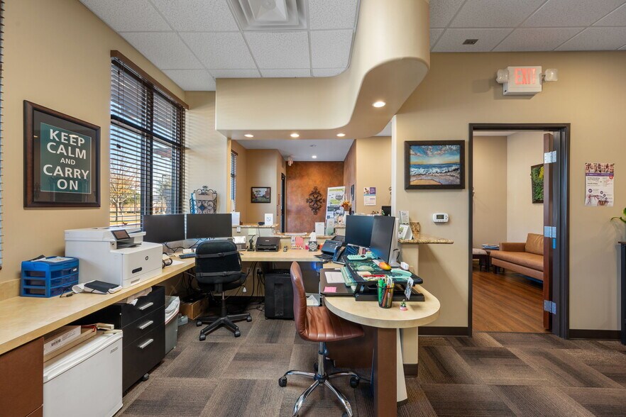 More Photos Of 7215 Wyoming Springs Dr, Round Rock Medical For Lease