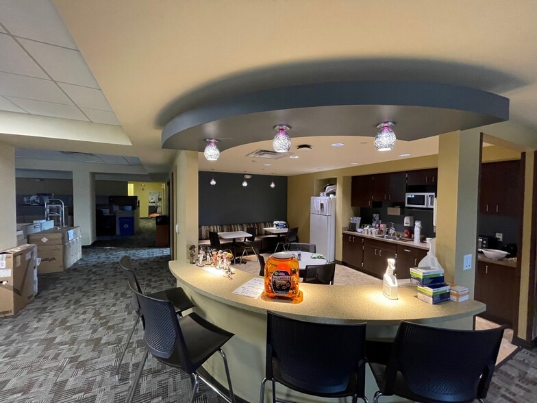 More Photos Of 1020 Madison Ave, Pittsburgh Medical For Sale