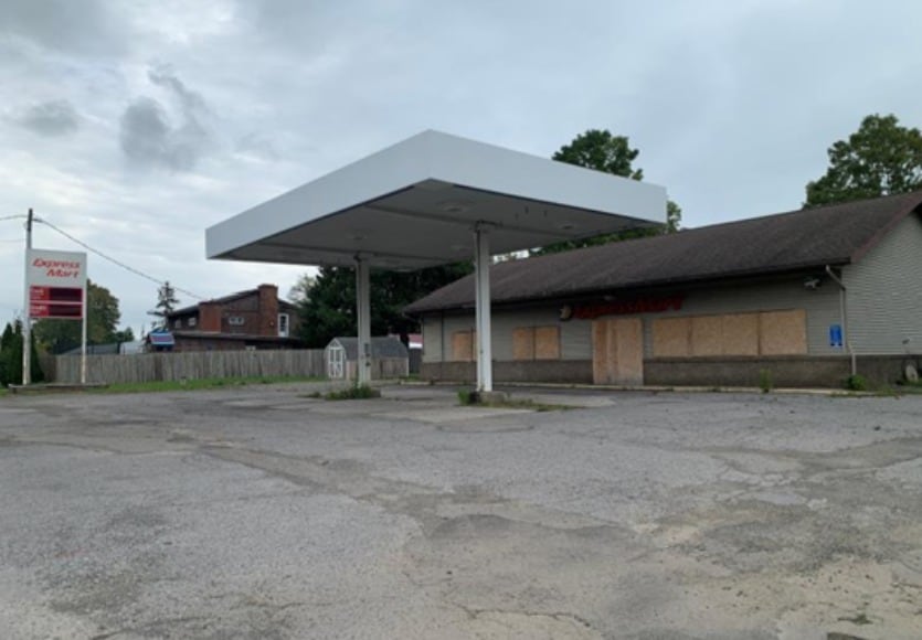 More Photos Of 6002 State Route 281, Little York Convenience Store For Sale