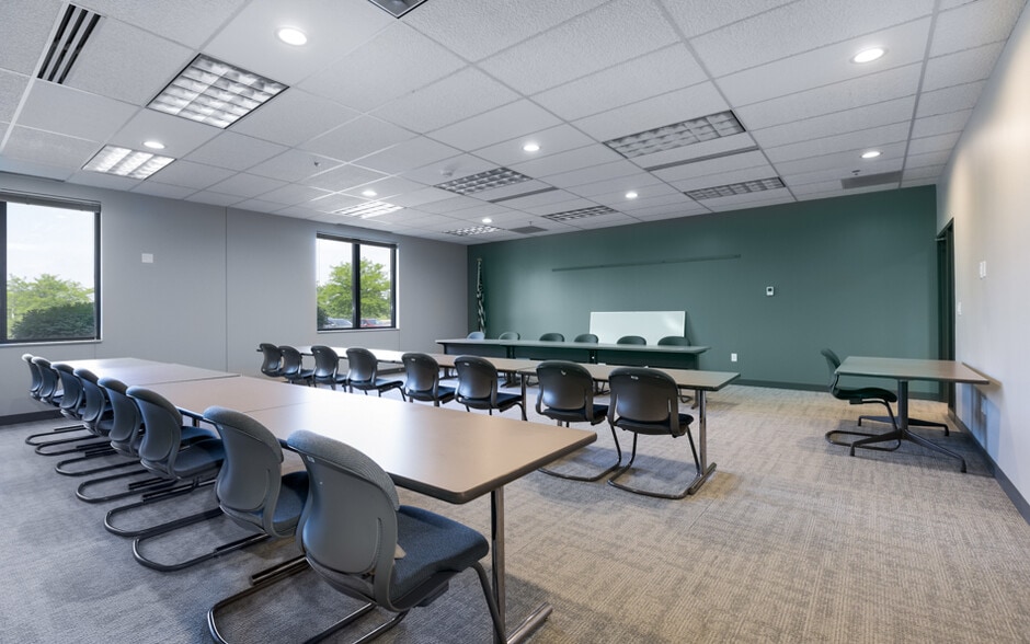 More Photos Of 7650 Magna Dr, Belleville Medical For Lease