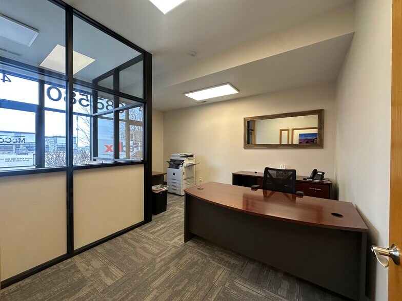 More Photos Of 580 Madison Ave, North Liberty Office For Sale