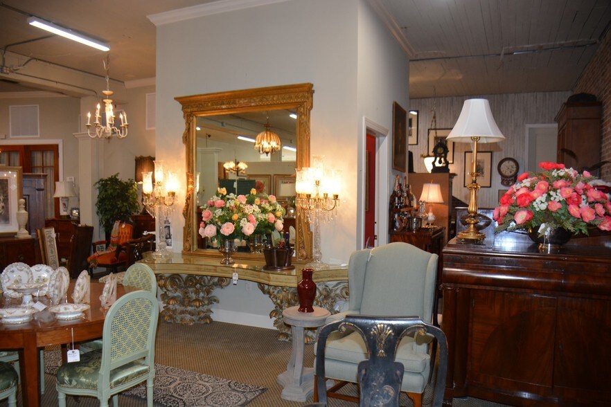 More Photos Of 201 S Main St, Enterprise Department Store For Sale