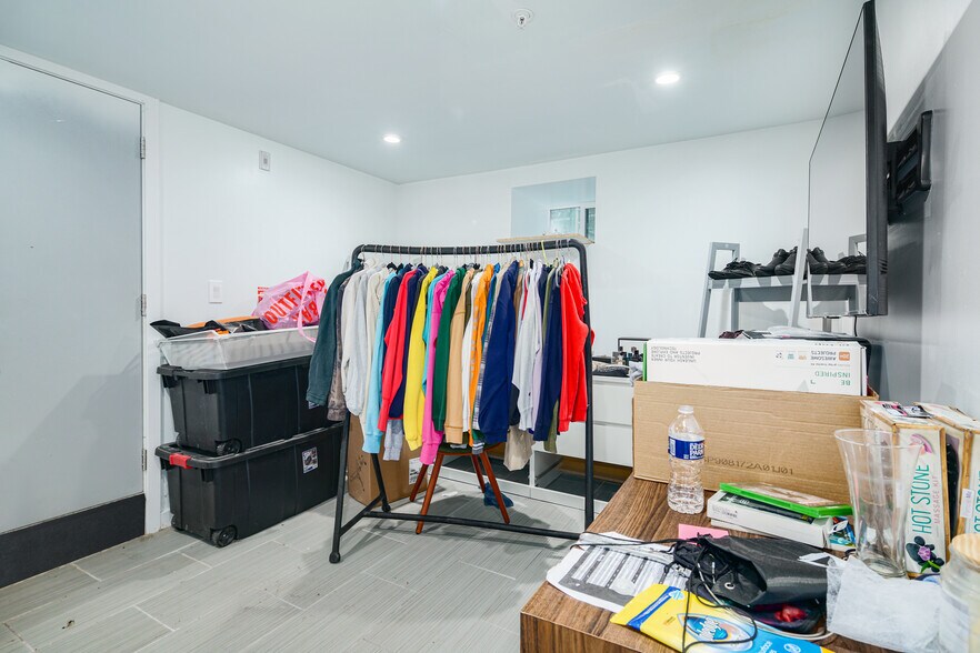 More Photos Of 1247 S 53rd St, Philadelphia Apartments For Sale