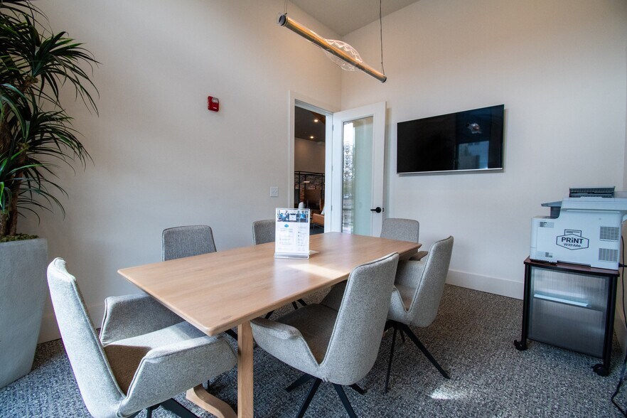 More Photos Of 234 E Mitchell Hammock Rd, Oviedo Apartments For Lease