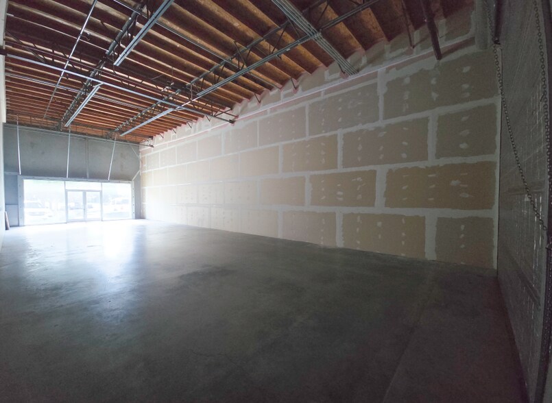 More Photos Of 7500 Arroyo Cir, Gilroy Light Distribution For Sale