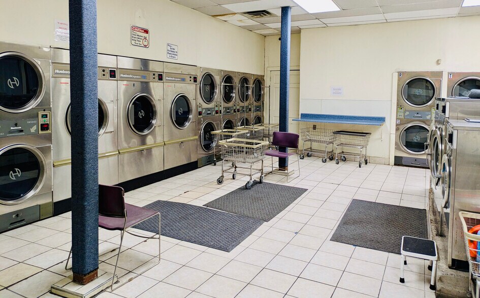 More Photos Of 37 Lucas Ave, Kingston Freestanding For Sale