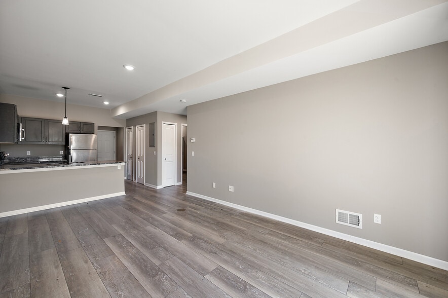 More Photos Of 1241-1251 E Woodward Heights Blvd, Hazel Park Apartments For Sale