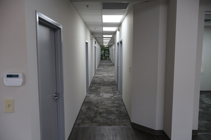 More Photos Of 5345 Oakbrook Pky, Norcross Industrial For Sale