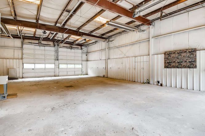 More Photos Of 973-979 Sheppard Rd, Stone Mountain Showroom For Sale