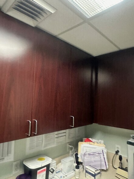 More Photos Of 1385 W State Road 434, Longwood Medical For Lease