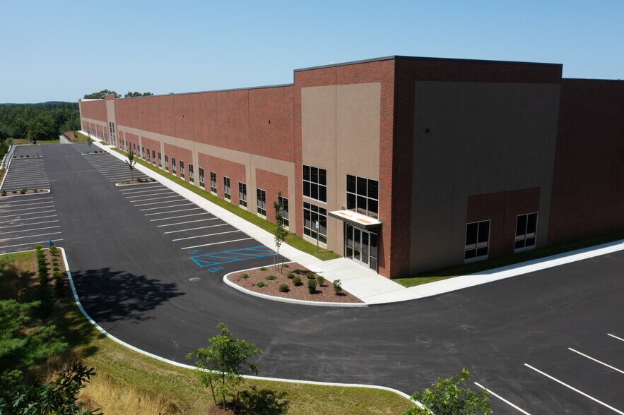 Primary Photo Of 1000 Nickerson Rd, Marlborough Warehouse For Lease