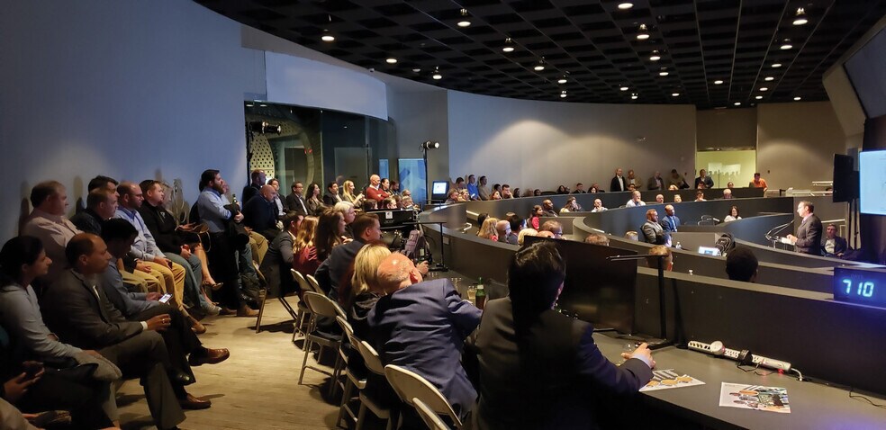 More Photos Of 190 Bluegrass Valley Pky, Alpharetta Office For Lease