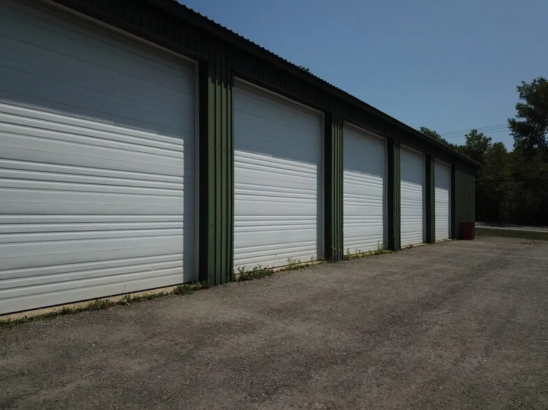 More Photos Of 1932 Berne Altamont Rd, Village of Altamont Warehouse For Lease