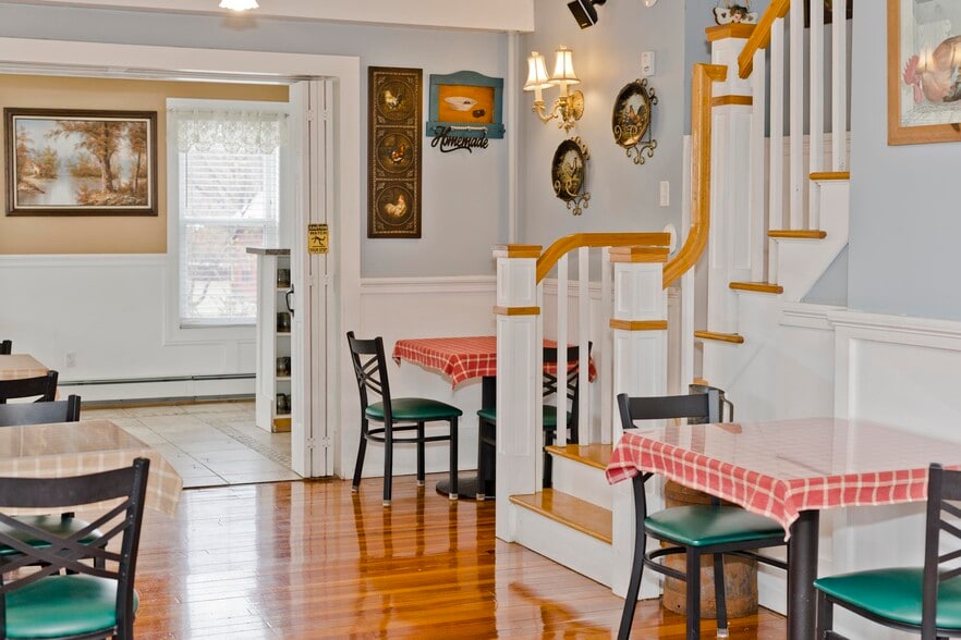 More Photos Of 181 W State St, Granby Storefront Retail Residential For Sale