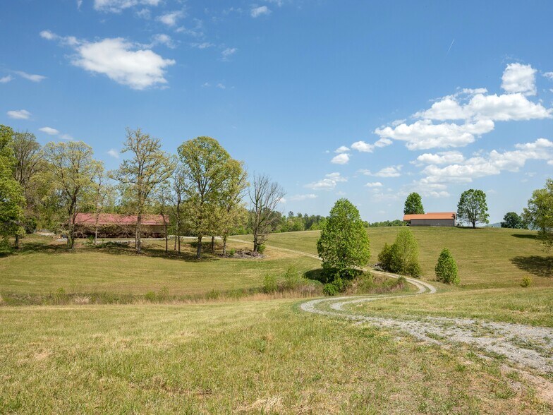 More Photos Of , Mills River Unknown For Sale