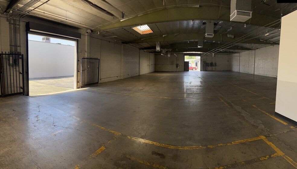 More Photos Of 10361 Vacco St, South El Monte Warehouse For Lease