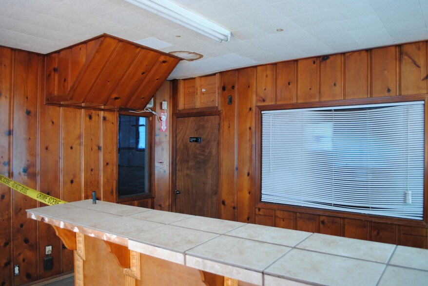 More Photos Of 2600 Medgar Evers Blvd, Jackson Auto Repair For Sale