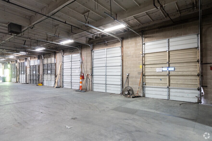 More Photos Of 1931 G St, Fresno Warehouse For Lease