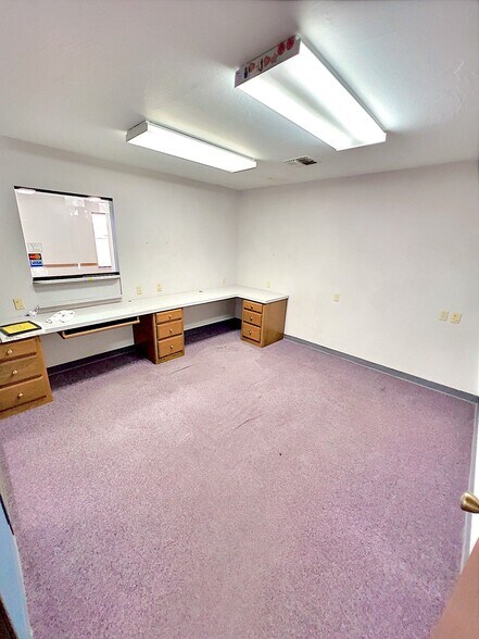 More Photos Of 1400 Lera, Weatherford Medical For Sale