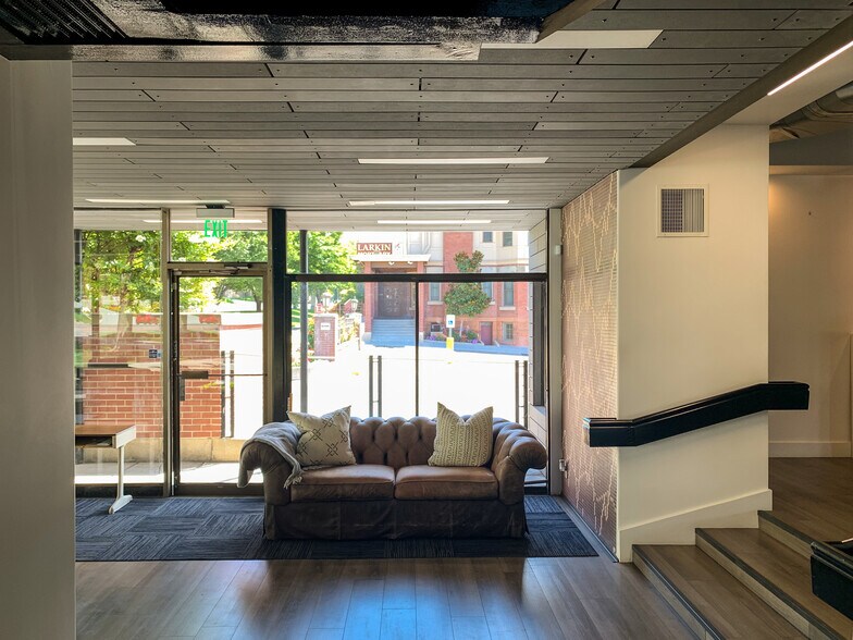 More Photos Of 242 E South Temple, Salt Lake City Freestanding For Lease