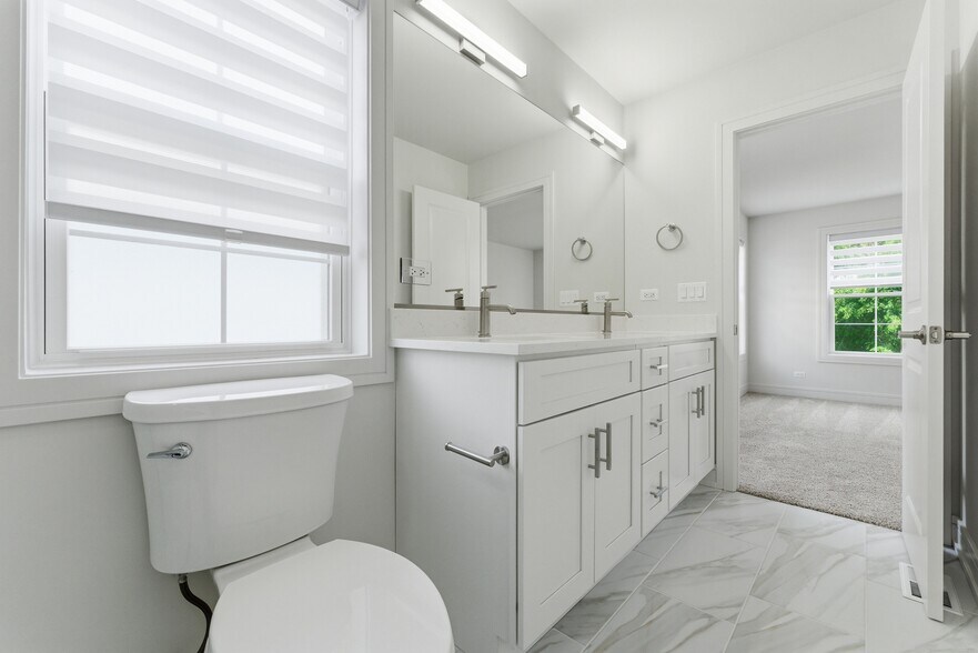 More Photos Of 214 N Walnut St, Bensenville Apartments For Sale