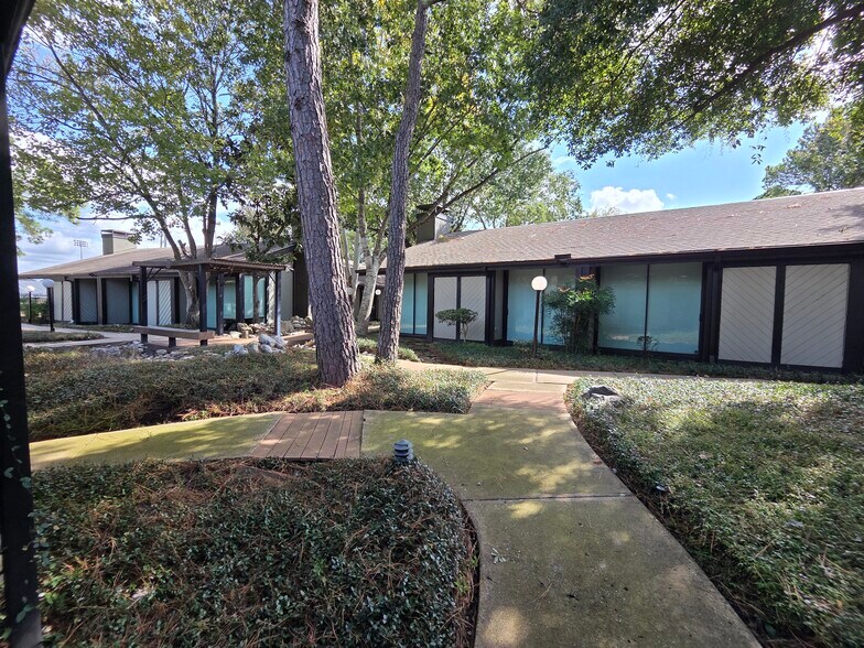 Primary Photo Of 14343 Torrey Chase Blvd, Houston Office For Sale