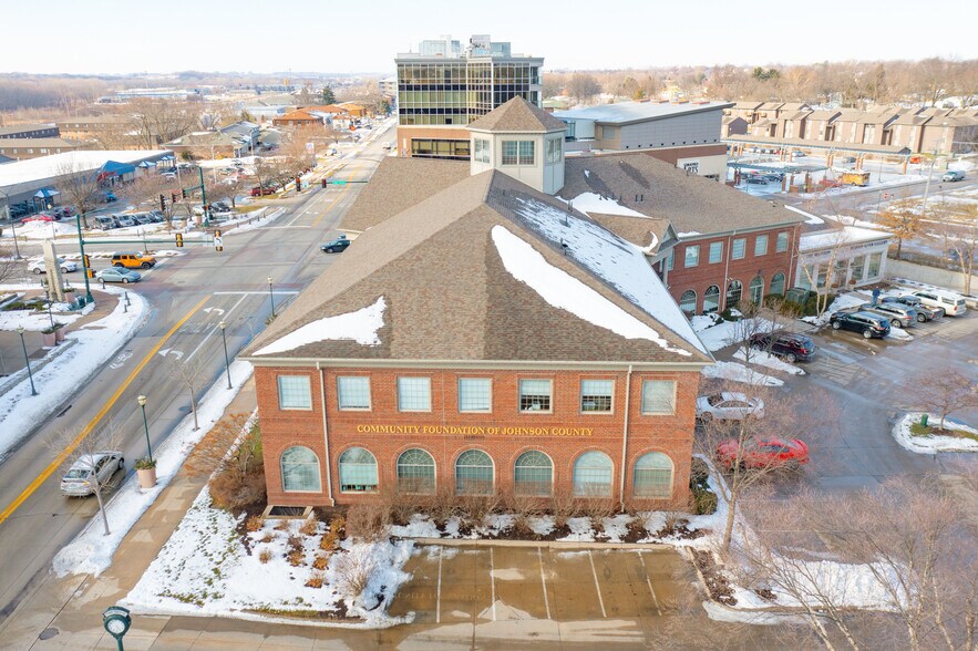 More Photos Of 501 12th Ave, Coralville Office For Lease