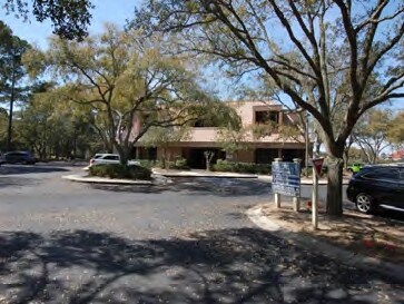 More Photos Of 23C Shelter Cove Ln, Hilton Head Island Office Residential For Lease