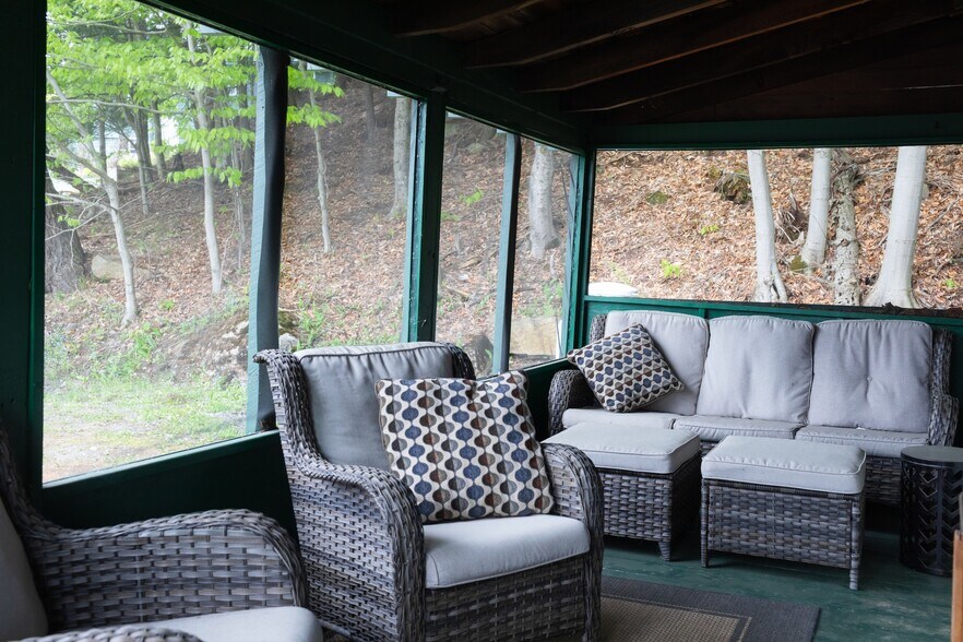 More Photos Of 151 Route 28, Inlet Restaurant For Sale