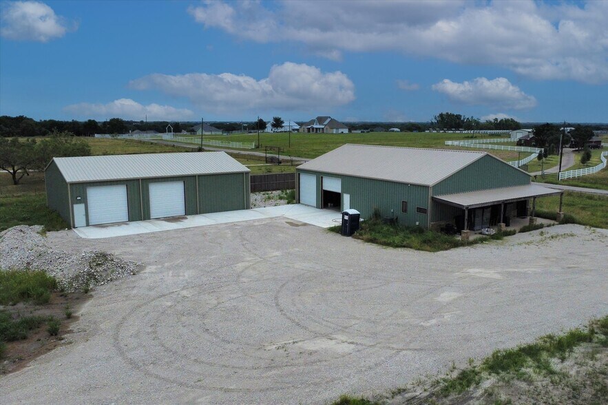 Primary Photo Of 5504 County Road 2646, Royse City Light Distribution For Lease
